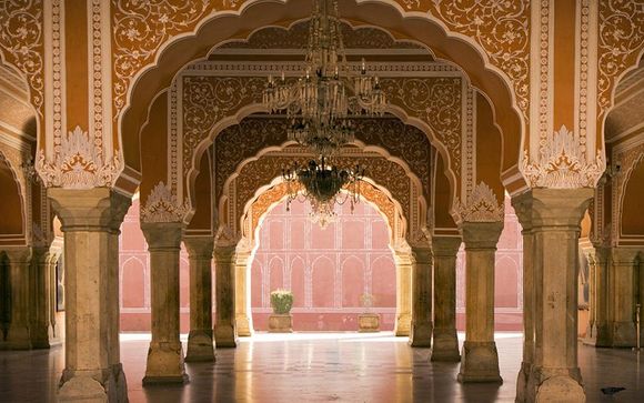 Enchanting Tour of Golden Highlights