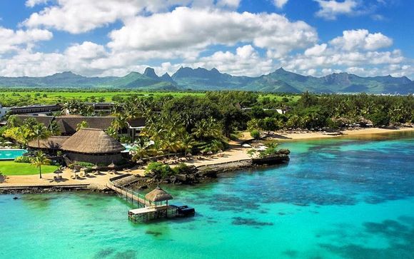 Sophisticated Escape to Paradise & Waterfront Extravagance