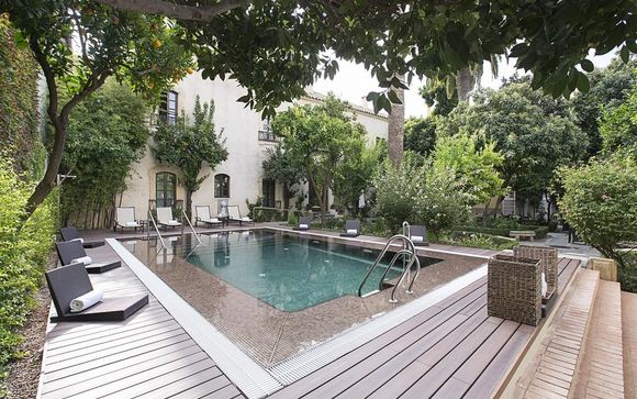 Luxury Collection: Boutique Manor House with Stunning Rooftop Spa Views