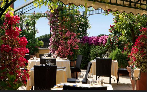 Elegant Hotel with Romantic Roof Garden