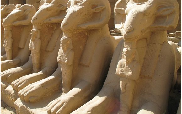 Optional Excursions (payable locally) 