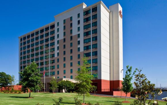 Crowne Plaza Memphis Downtown 