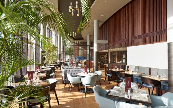 Doubletree by Hilton Excel 4*