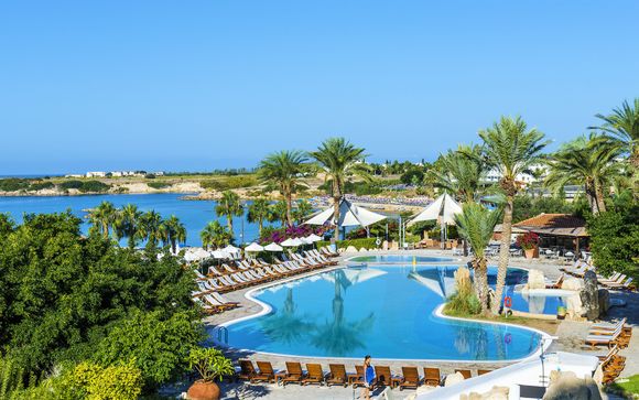 Coral Beach Hotel & Resort 5*