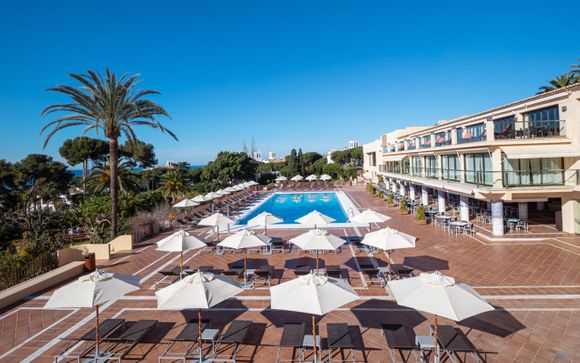 Seafront Retreat with Exclusive Beach Club & Wellness Services