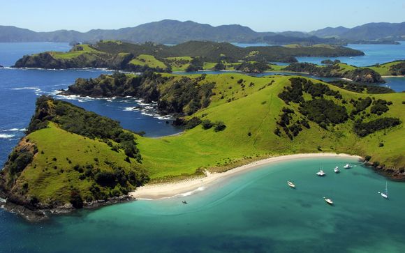 New Zealand Fly Drive with Dubai Stopover