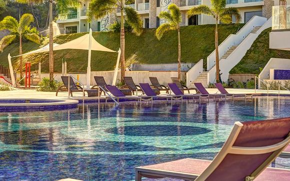 Costa Rica Fly Drive & Planet Hollywood