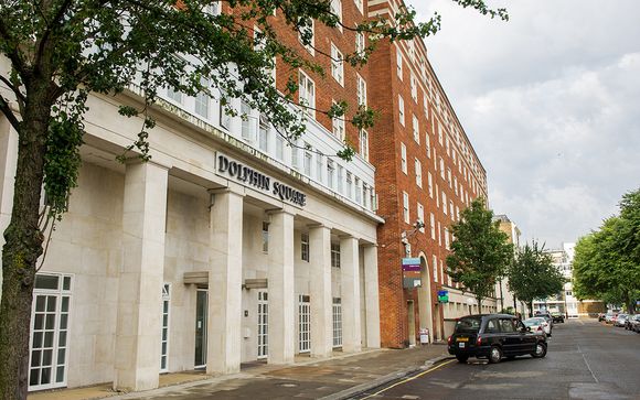 Dolphin House Serviced Apartments 4*