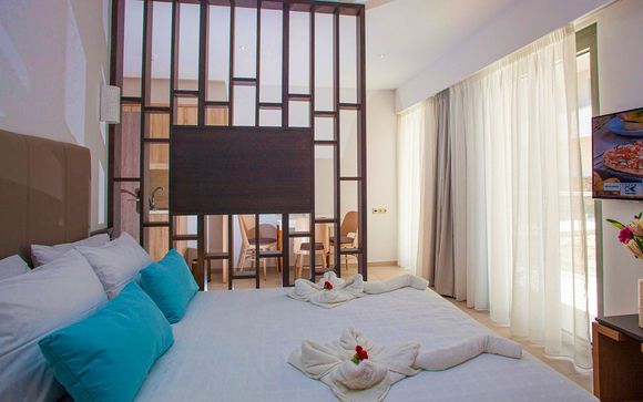 Minos Aparthotel 4*